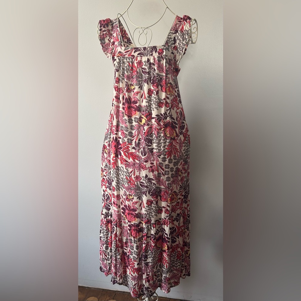 Tropical floral print dress.